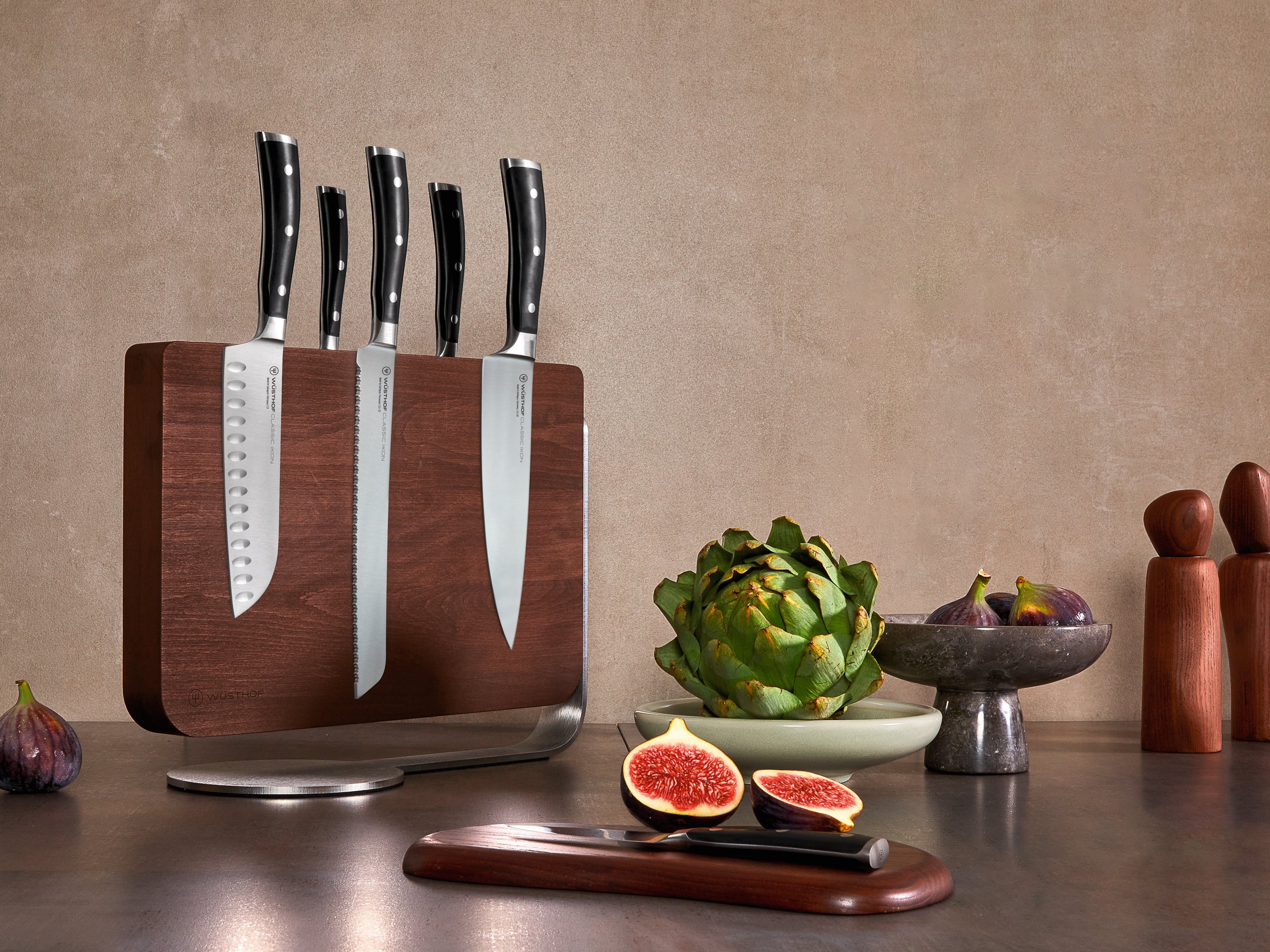 Knives & Chopping Boards