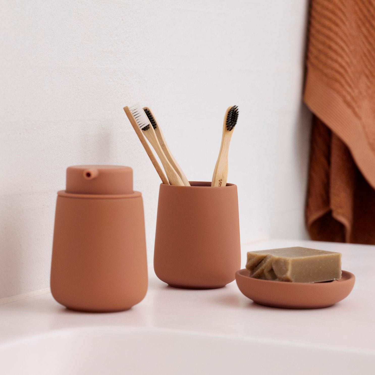 Zone Denmark NOVA ONE Toothbrush Holder