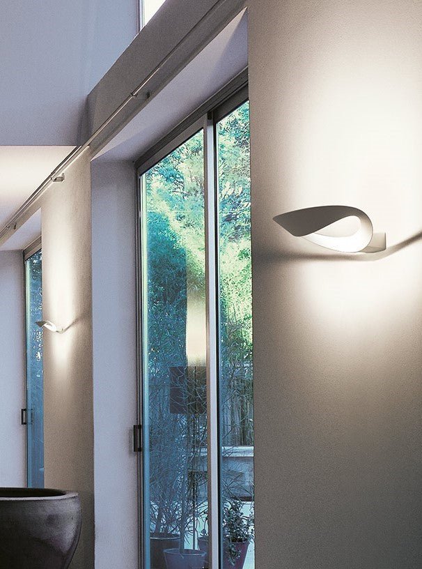 Artemide Wall Light MESMERI | Panik Design
