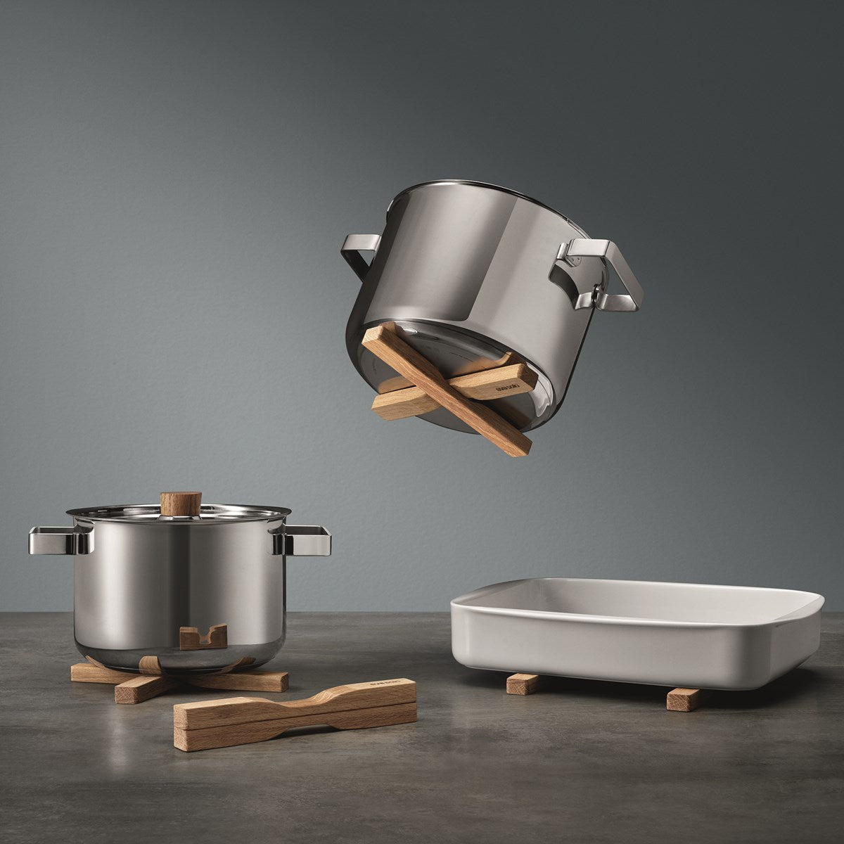 Eva Solo Nordic Kitchen Magnetic Trivet in Two Parts | Panik Design