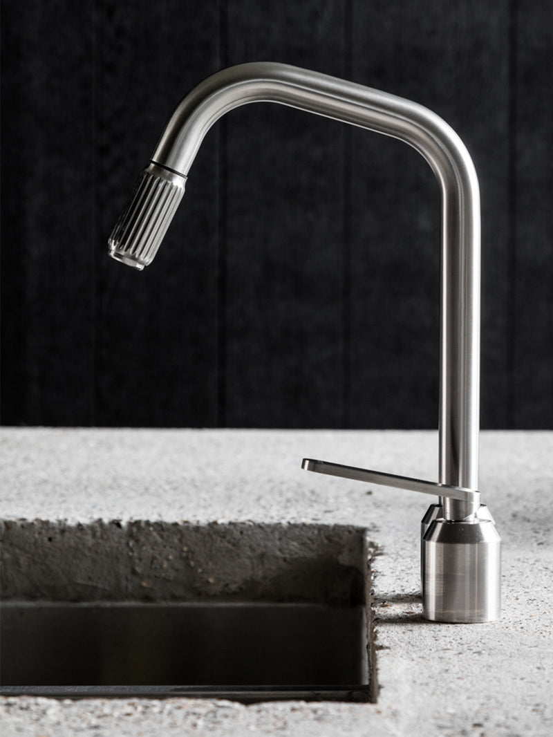 Vipp 901 Kitchen Tap pull out Spray
